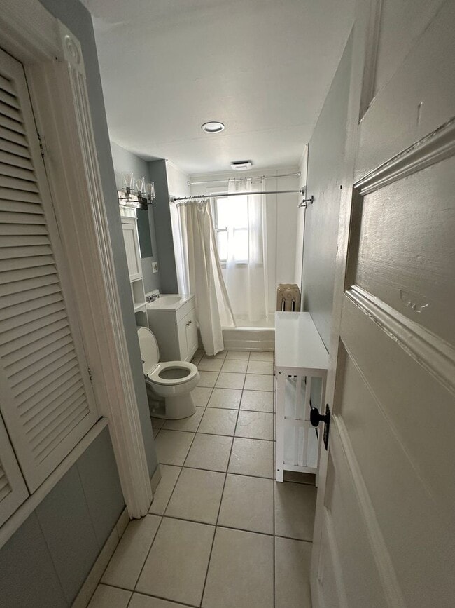 Building Photo - 18-20 Norwood Street