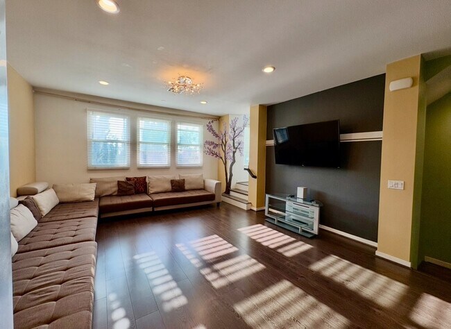 Building Photo - 13218 Shaw Ln