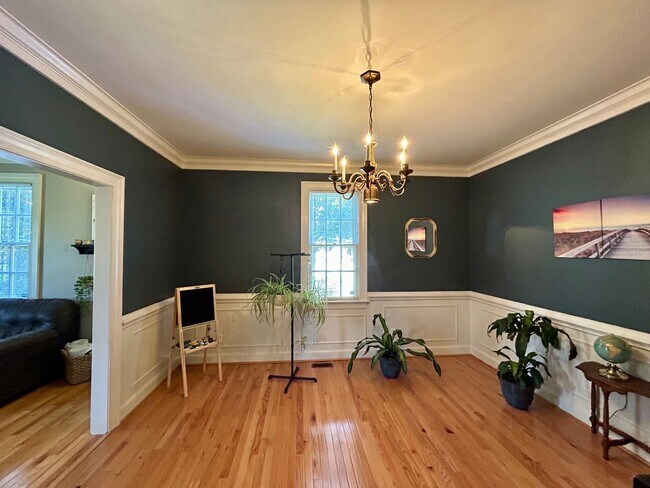 Building Photo - 3142 Harvesttime Crescent