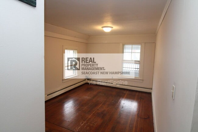 Building Photo - 6 Smith Ct