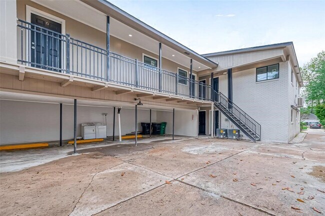 Building Photo - 1747 Wroxton Ct
