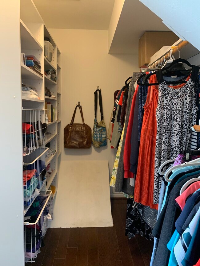 Building Photo - 4903 Hunting Hills Ct