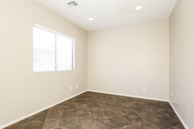 Building Photo - 12742 W Charter Oak Rd