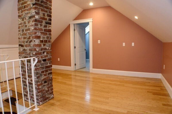 Building Photo - 16 Fairmont St