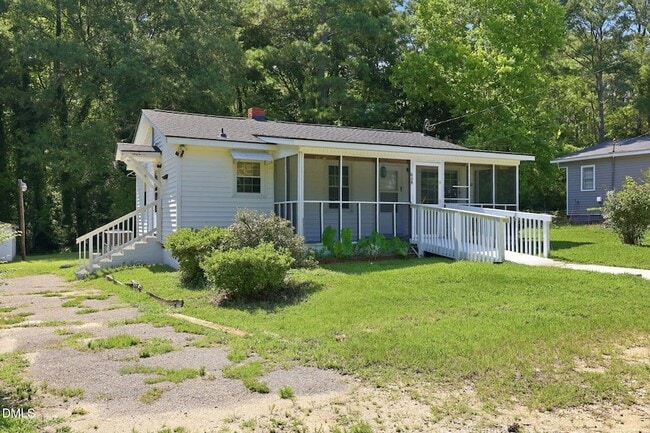 Building Photo - 608 N 16th St