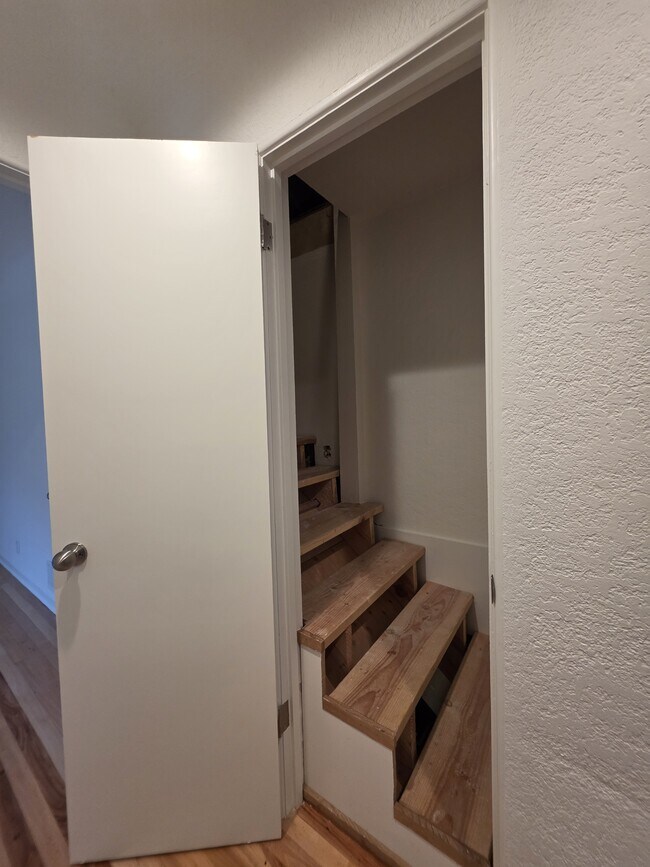 Building Photo - 963 Parkway Dr NW