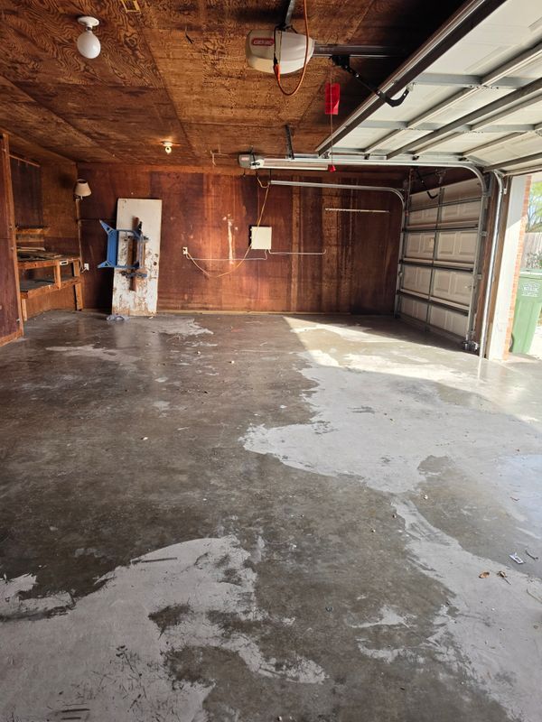 Building Photo - 749 San Patricio Ave