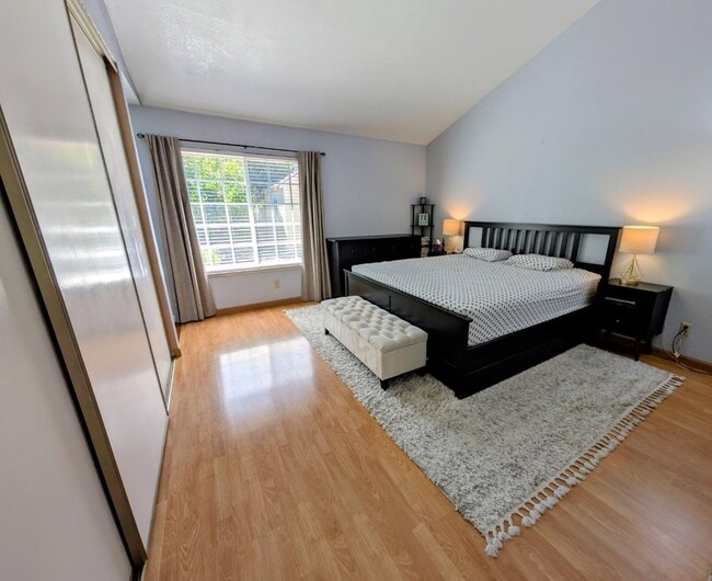 Building Photo - 416 Rumsey Ct