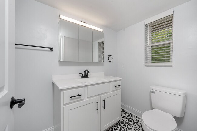 3428 Woodford Rd_Unit 6_CincyPhotoPro-7319 - The Reserves at Woodford