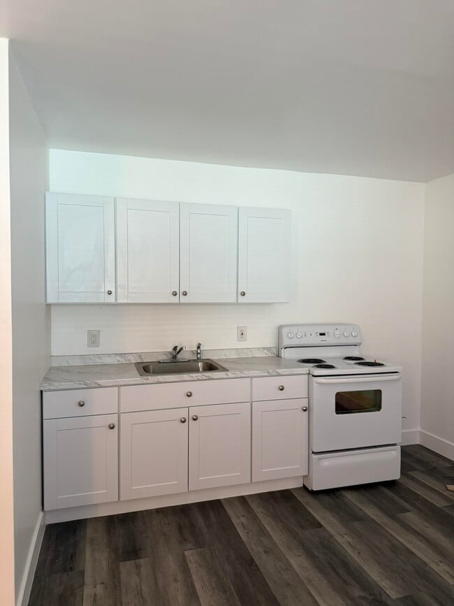 Building Photo - 1131 S N St