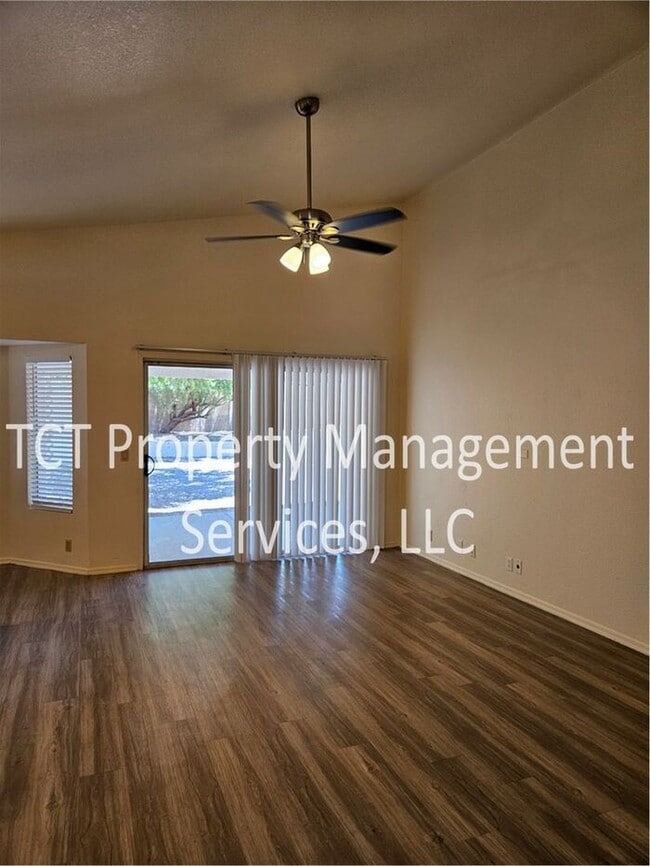 Building Photo - Charming Home in North East Mesa
