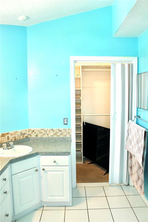 Building Photo - 412 Everwood Dr
