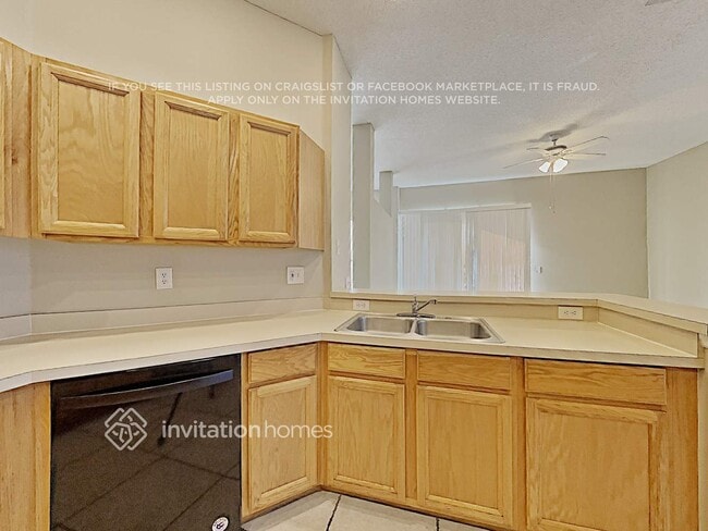 Building Photo - 5120 52nd Ave W