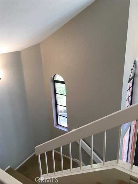 Building Photo - 45 Desert Thorn