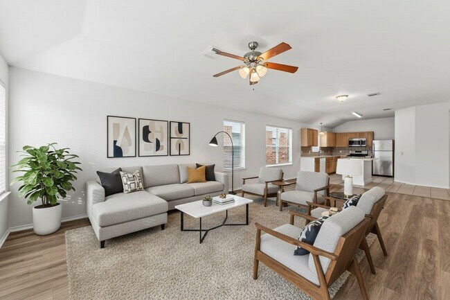 Building Photo - 21219 Somerset Park Ln