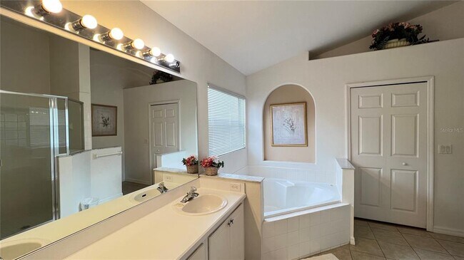 Building Photo - 2676 Autumn Creek Cir