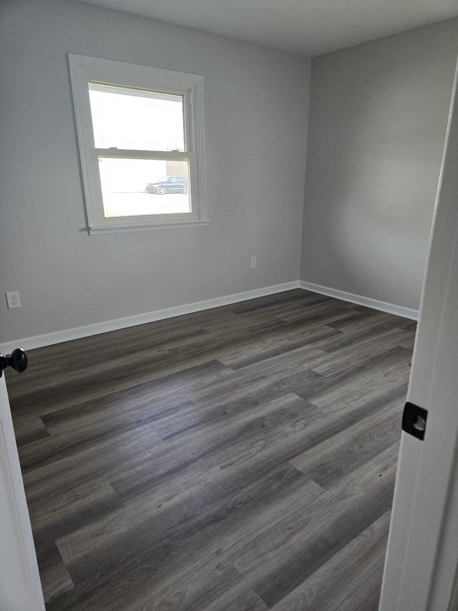 Building Photo - 10000 OH-736