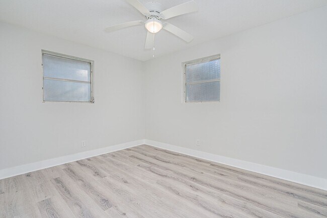Building Photo - Stunning Remodeled 3-Bedroom Home in Prime...
