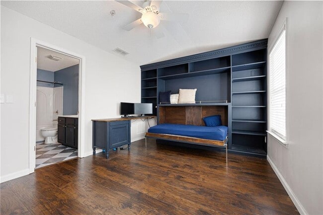 Building Photo - 134 Riverstone Commons Cir