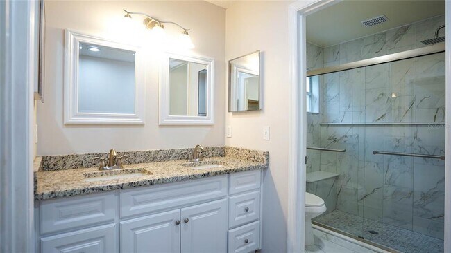 Building Photo - 4501 Bridgeton Ln