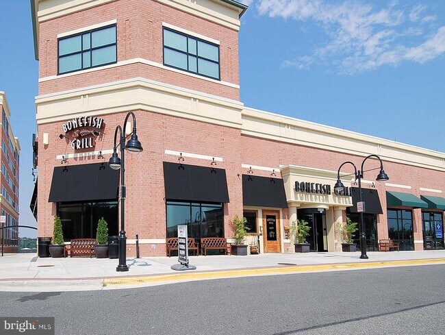 Building Photo - 8120 Cooper St