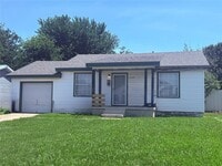 Building Photo - 1342 South Dr