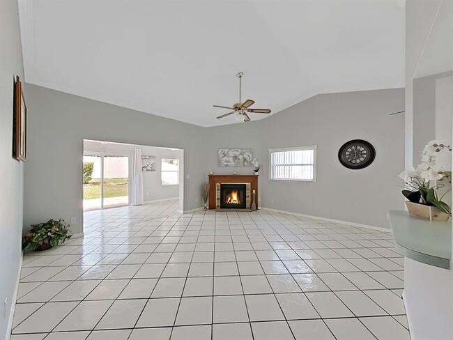 Building Photo - 240 Whisper Lake Rd