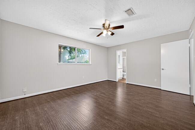 Building Photo - 21043 Northern Colony Ct