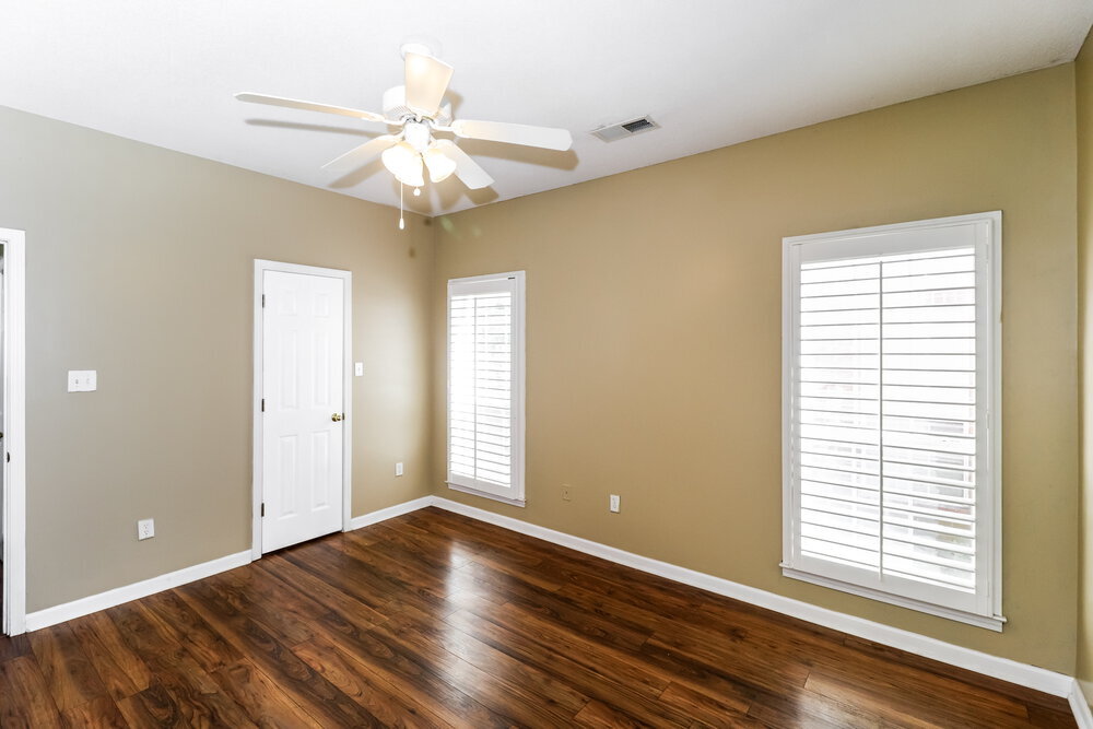 Building Photo - 8705 Eagle View Dr