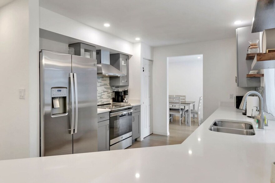 Building Photo - 1514 Forest Lakes Blvd