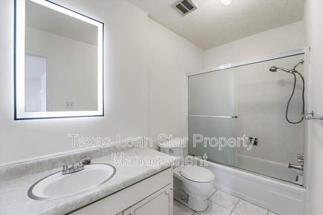 Building Photo - 12447 Sharpview Dr