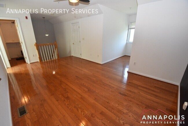 Building Photo - 641 Oakland Hills Ct