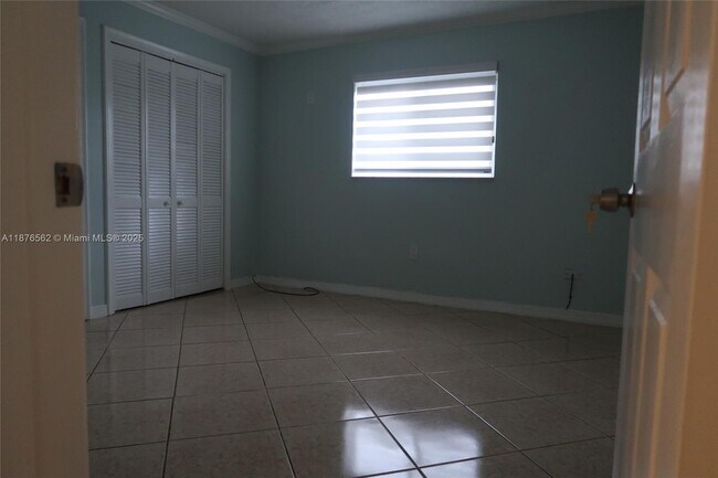 Building Photo - 9710 Sunset Strip
