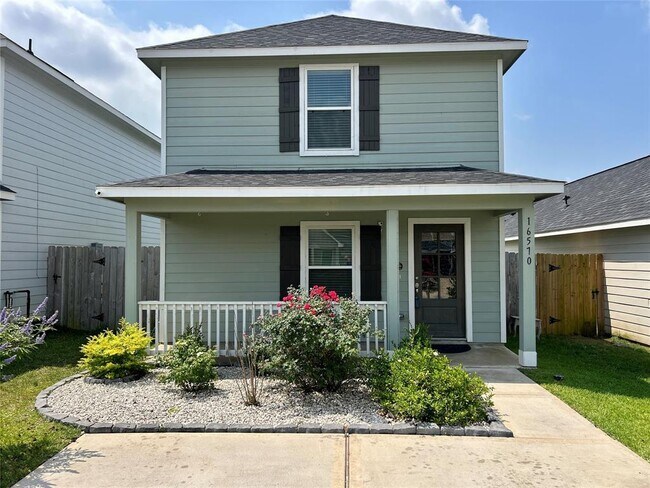 Building Photo - 16570 Colleen Pl