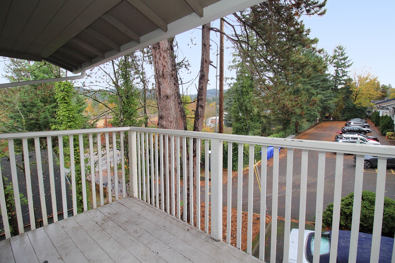 Building Photo - 5704 SW Beaverton Hillsdale Hwy