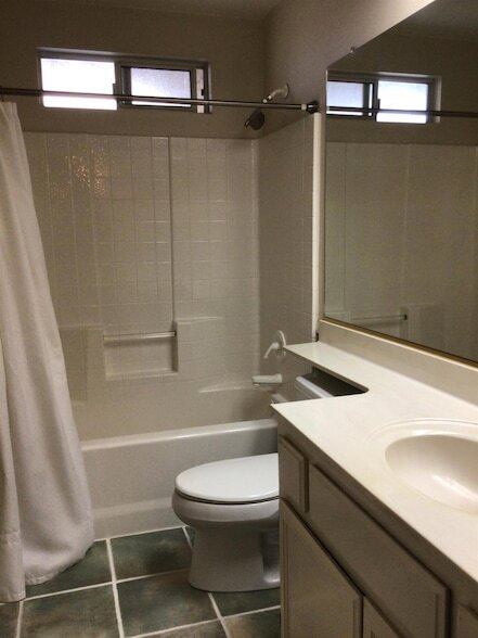 Building Photo - 1555 Morgan Dr