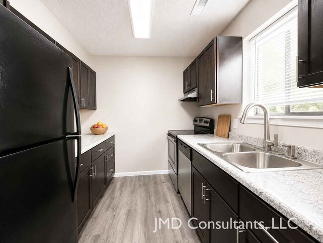 Building Photo - 3701 W Sugar Tree Ln