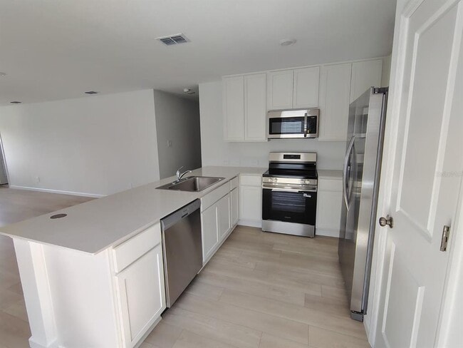 Building Photo - 5542 Pimenta Ct
