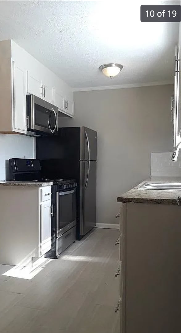 Building Photo - Prestine 2 Bed 1 Bath