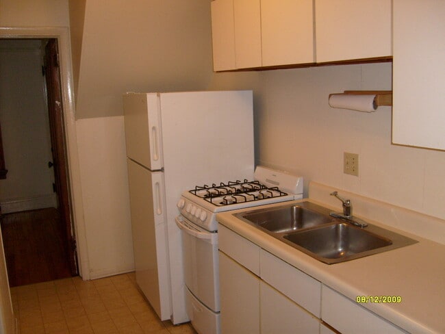 Building Photo - 410 N Butler St