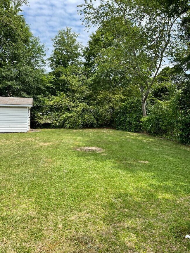 Building Photo - Beautiful 1 bedroom 1 bath duplex in Kannapolis