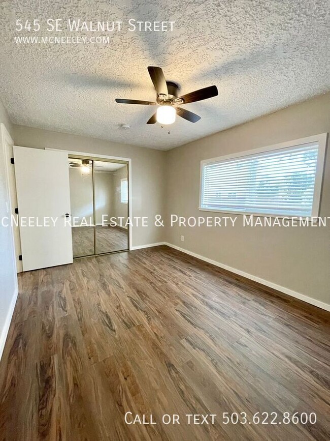 Building Photo - **$300 OFF 1ST MO. W/ 12 M LEASE**Modern 2...