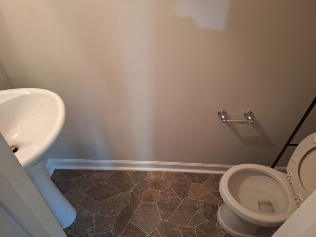 Building Photo - Wonderful Two Story Four Bedroom Home in N...