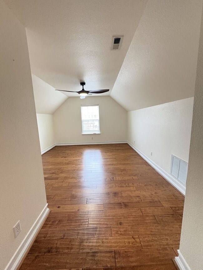 Building Photo - Harbour Breeze Estates