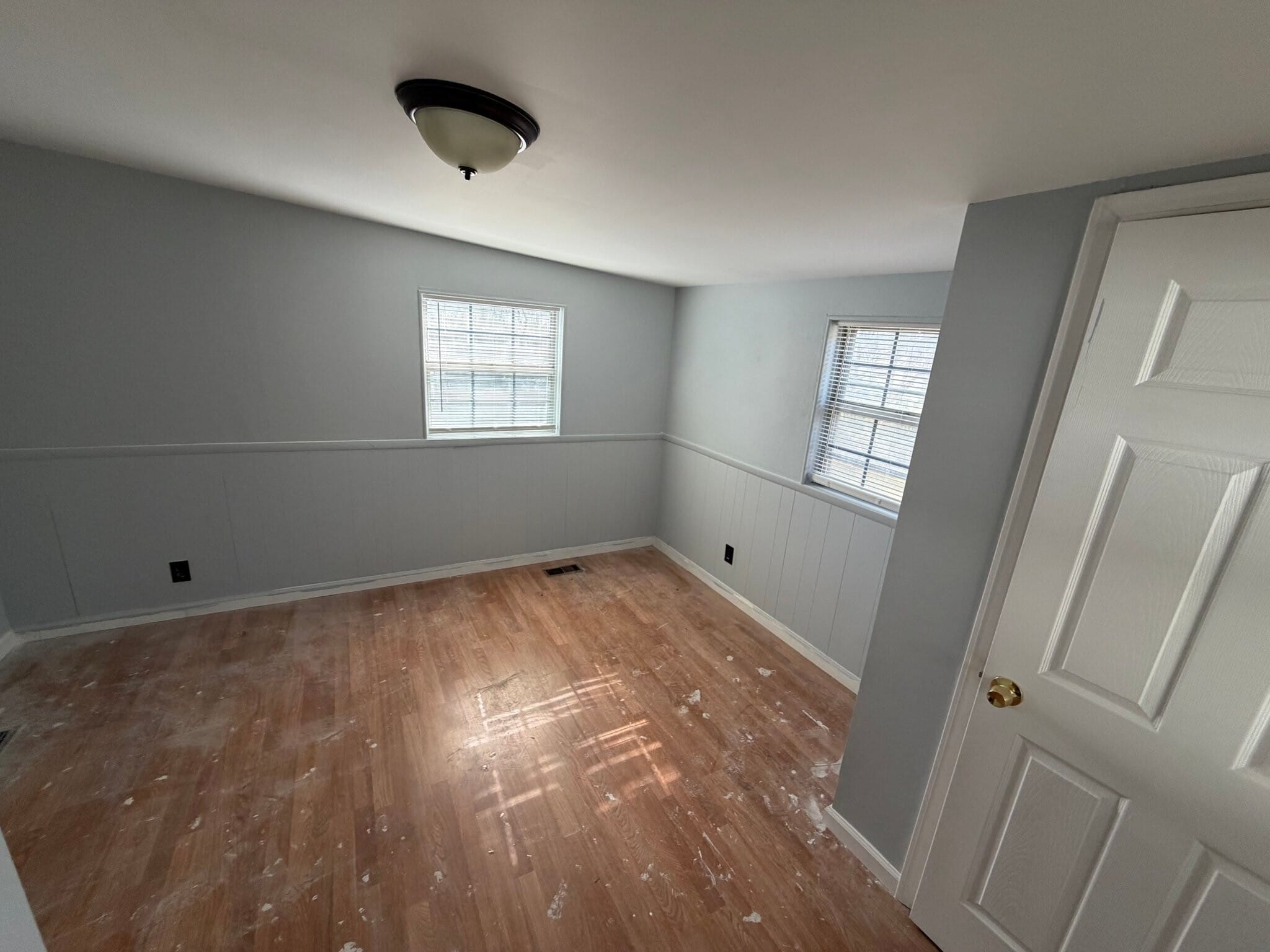 Building Photo - 1120 Highmont Dr