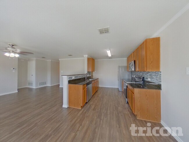 Building Photo - 1448 Castle Ridge Rd