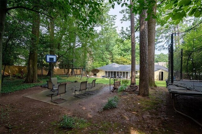 Building Photo - 3179 E Wood Valley Rd NW