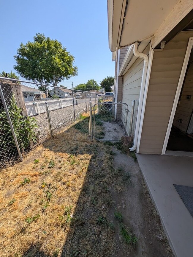 Building Photo - Pet-Friendly Clarkston House with Fenced Yard