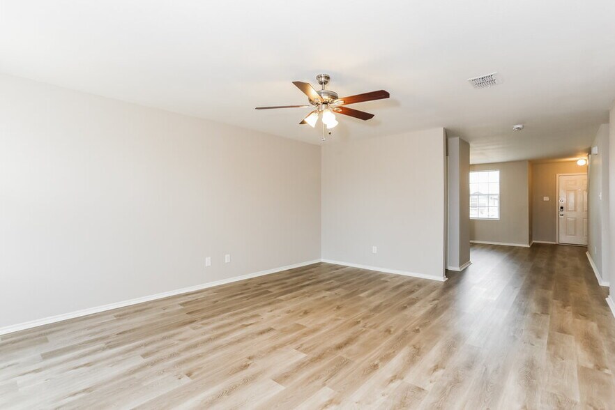 Building Photo - 9205 Cheswick Dr