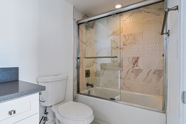 Building Photo - 5932 Lemp Ave